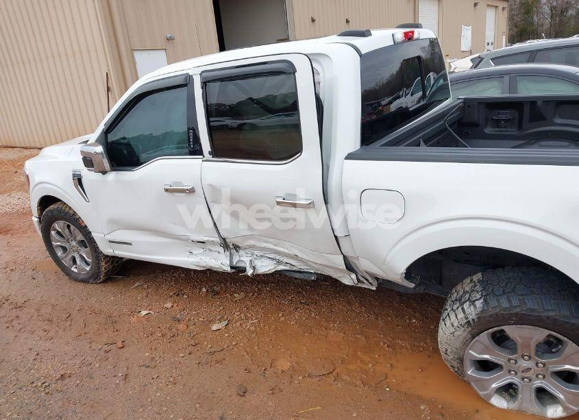 Photo 14 of 2021 Ford F-150 PLATINUM (VIN 1FTFW1ED6MFA56361)