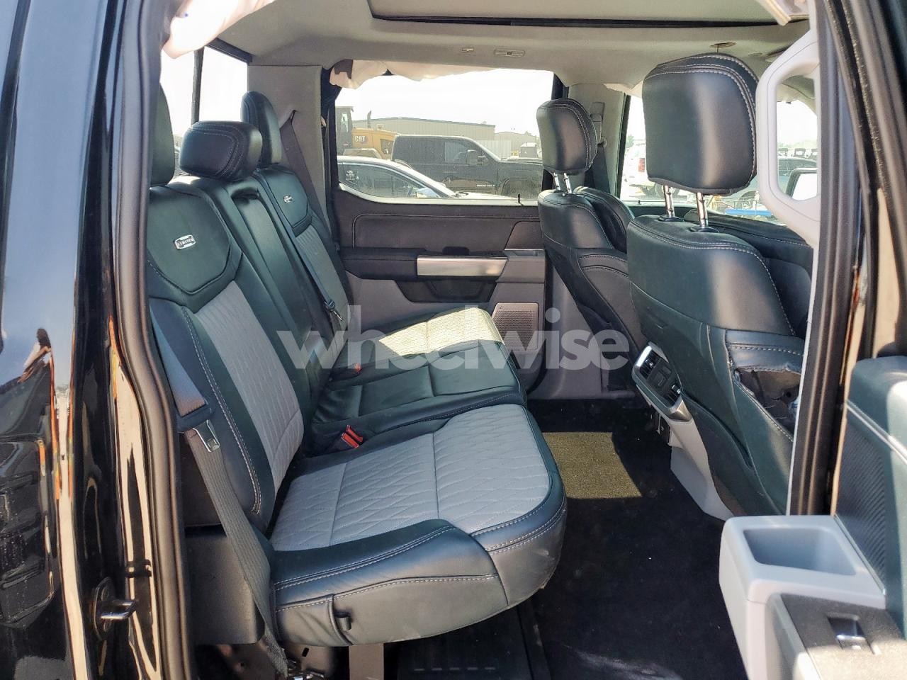 Photo 10 of 2022 FORD F150 SUPERCREW (VIN 1FTFW1ED6NFA42283)