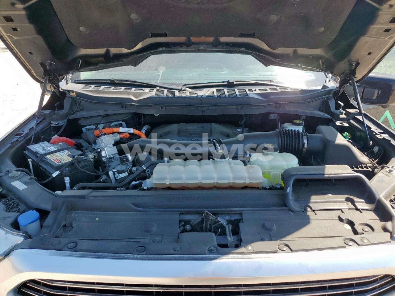 Photo 11 of 2022 FORD F150 SUPERCREW (VIN 1FTFW1ED6NFA42283)