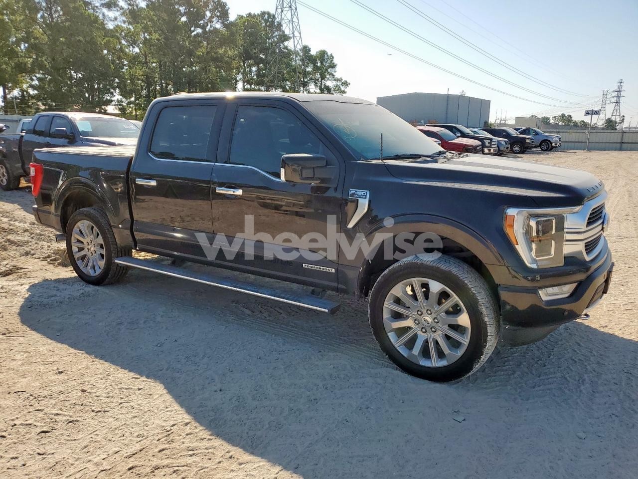Photo 4 of 2022 FORD F150 SUPERCREW (VIN 1FTFW1ED6NFA42283)