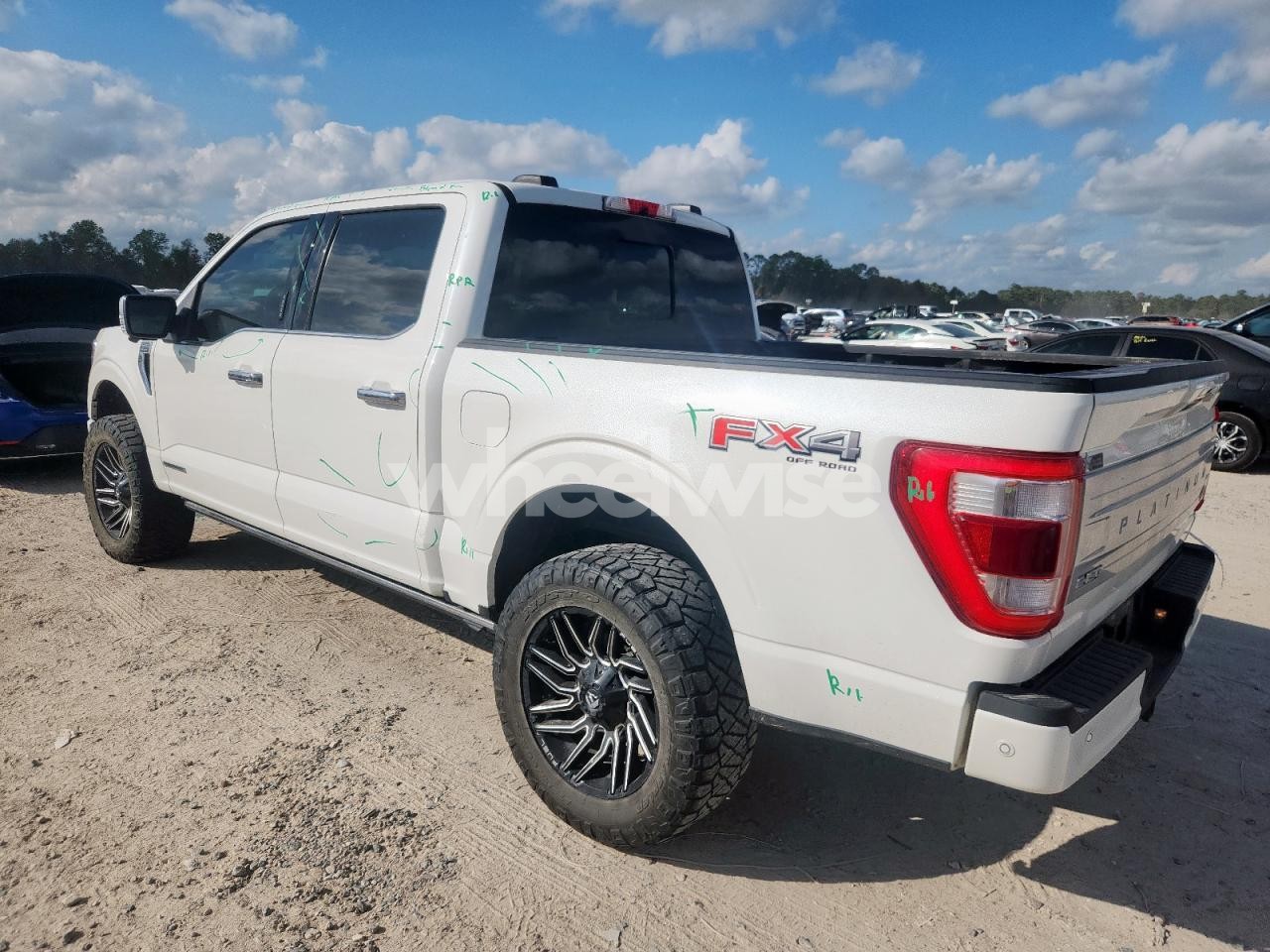 Photo 2 of 2022 FORD F150 SUPERCREW (VIN 1FTFW1ED6NFB33134)