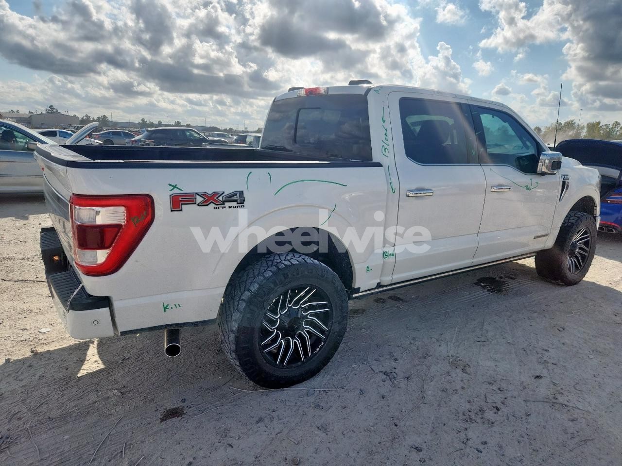 Photo 3 of 2022 FORD F150 SUPERCREW (VIN 1FTFW1ED6NFB33134)