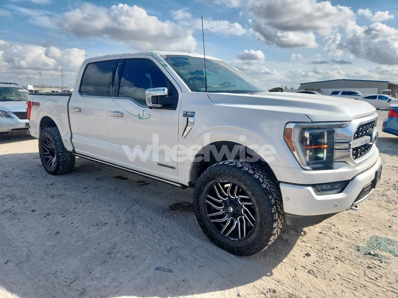 Photo 4 of 2022 FORD F150 SUPERCREW (VIN 1FTFW1ED6NFB33134)