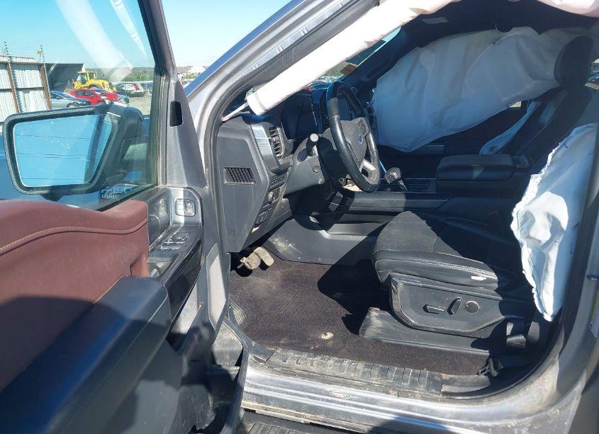 Photo 5 of 2021 Ford F-150 LARIAT (VIN 1FTFW1ED7MFC29420)