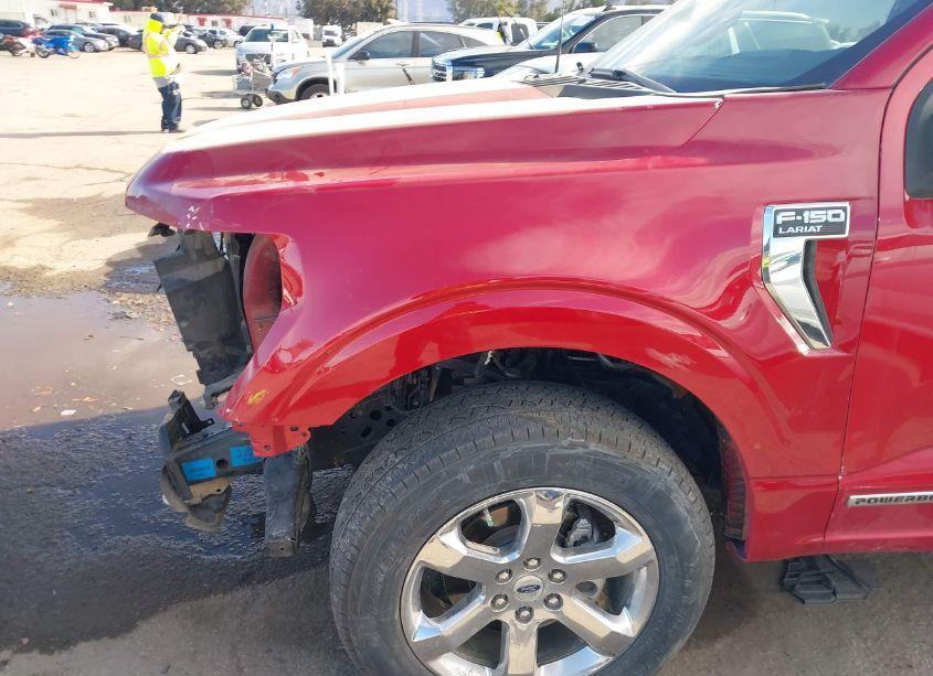 Photo 18 of 2022 Ford F-150 LARIAT (VIN 1FTFW1ED7NFB64182)
