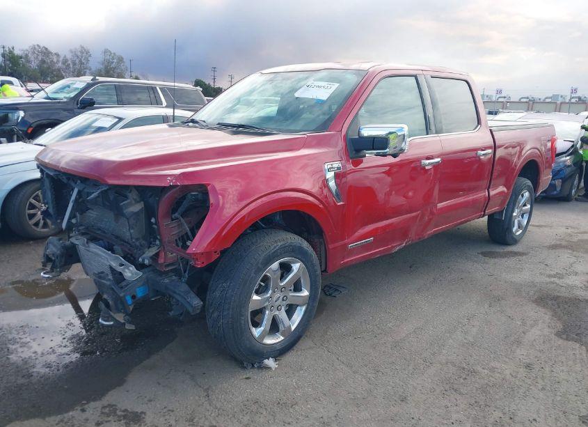 Photo 2 of 2022 Ford F-150 LARIAT (VIN 1FTFW1ED7NFB64182)