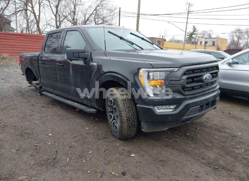 2023 Ford F-150 XLT (VIN 1FTFW1ED8PFC80090) main photo