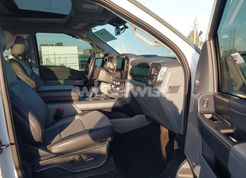 Photo 5 of 2021 Ford F-150 LARIAT (VIN 1FTFW1ED9MFA53972)