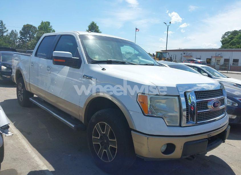 2011 Ford F-150 LARIAT (VIN 1FTFW1EF0BFB61346) main photo