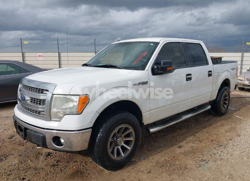 Photo 2 of 2013 Ford F-150 XLT (VIN 1FTFW1EF1DKG26288)