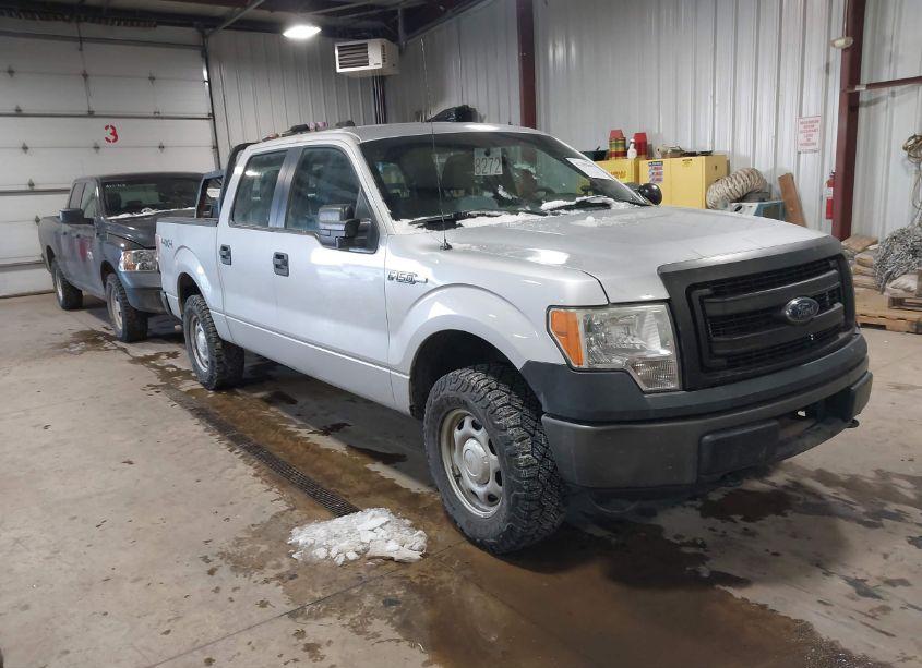 2014 Ford F-150 XL (VIN 1FTFW1EF1EKE10877) main photo