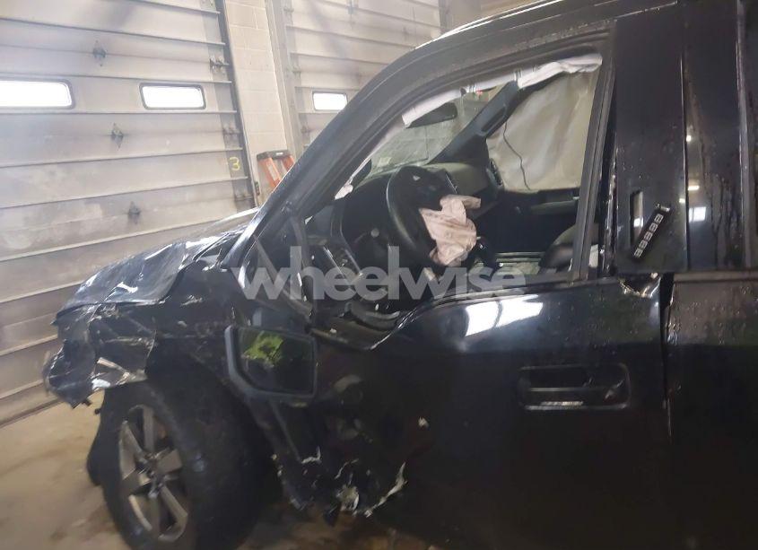 Photo 6 of 2017 Ford F-150 XLT (VIN 1FTFW1EF1HFA02215)