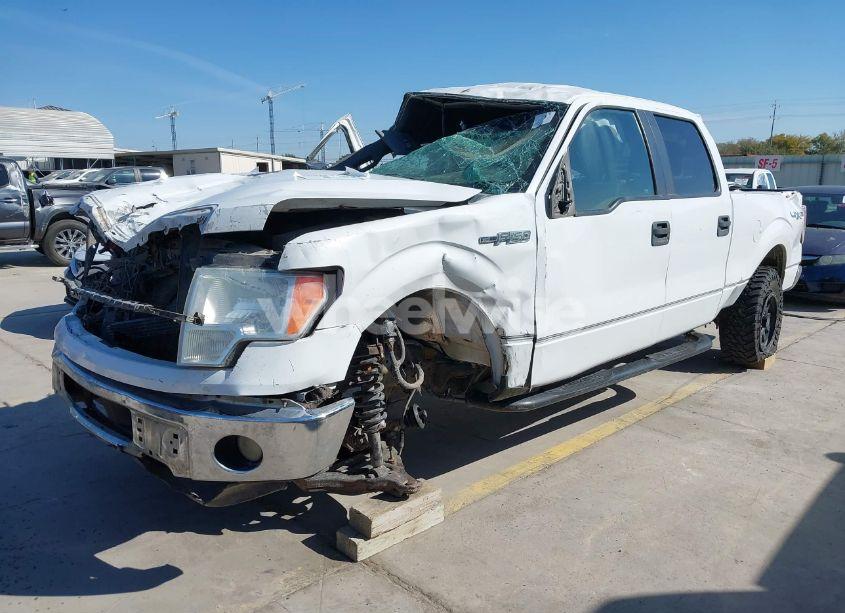 Photo 2 of 2014 Ford F-150 XLT (VIN 1FTFW1EF2EKD70504)