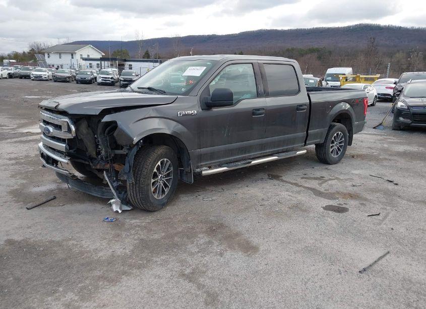 Photo 2 of 2015 Ford F-150 XLT (VIN 1FTFW1EF3FFA44236)