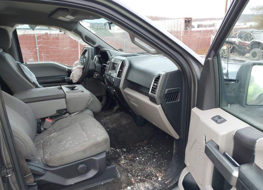 Photo 5 of 2015 Ford F-150 XLT (VIN 1FTFW1EF3FFA44236)