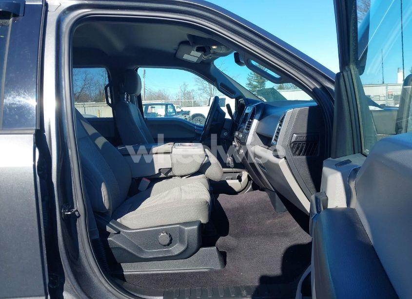 Photo 5 of 2016 Ford F-150 XLT (VIN 1FTFW1EF3GFC87742)