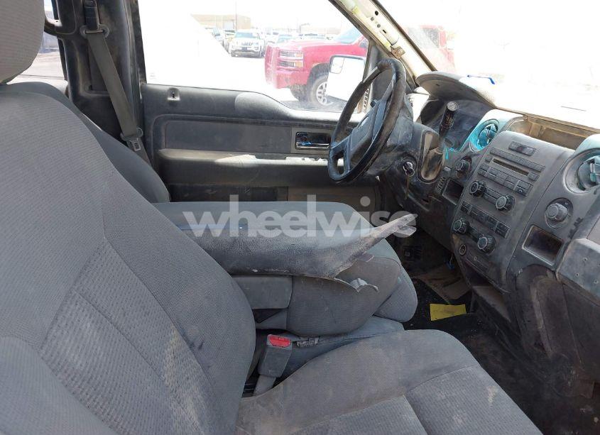 Photo 5 of 2011 Ford F-150 XL (VIN 1FTFW1EF4BKE10965)