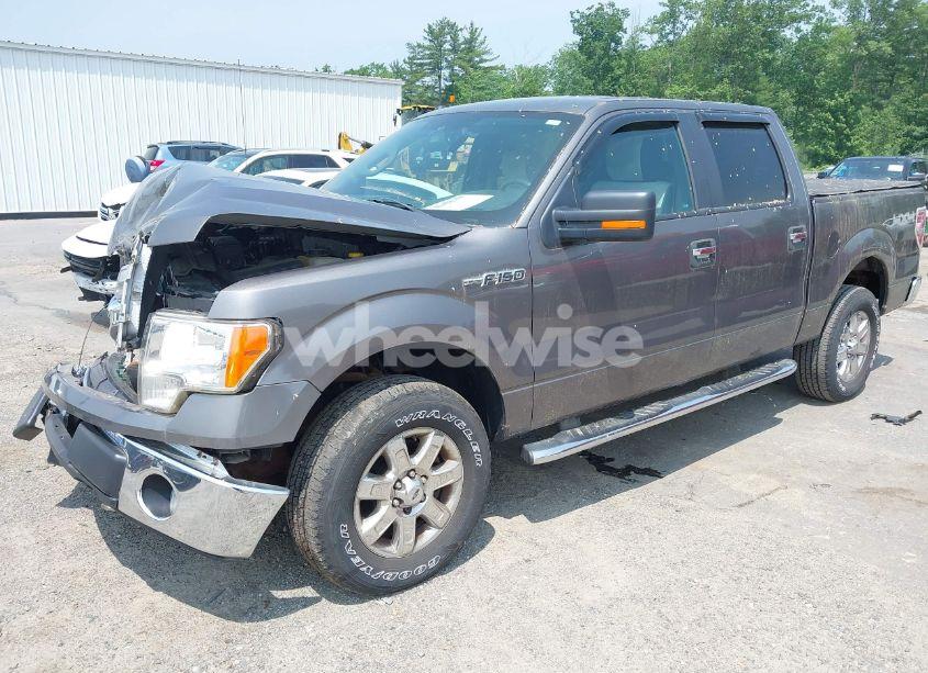 Photo 2 of 2014 Ford F-150 XLT (VIN 1FTFW1EF4EFA40162)