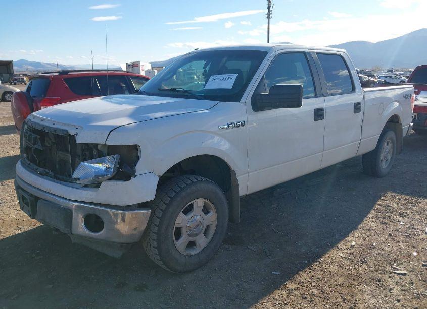 Photo 2 of 2014 Ford F-150 XLT (VIN 1FTFW1EF5EFC19228)