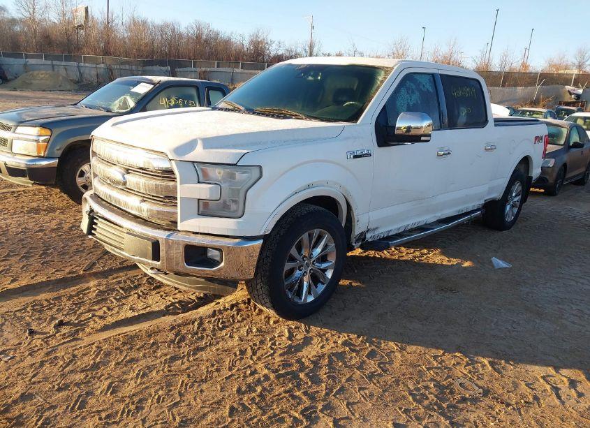 Photo 2 of 2015 Ford F-150 LARIAT (VIN 1FTFW1EF5FFA06037)
