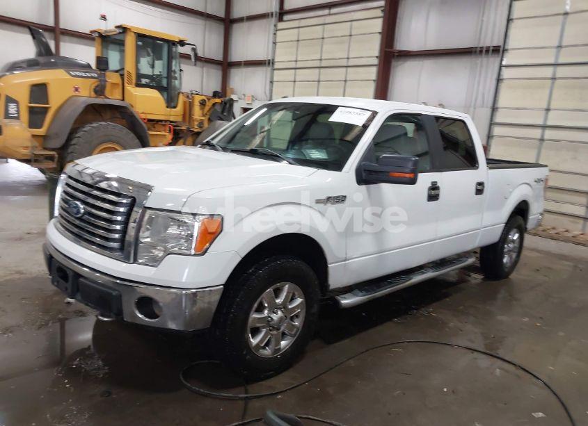 Photo 2 of 2011 Ford F-150 XLT (VIN 1FTFW1EF8BKE18681)