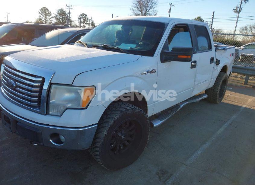 Photo 2 of 2013 Ford F-150 XLT (VIN 1FTFW1EF8DKD62471)