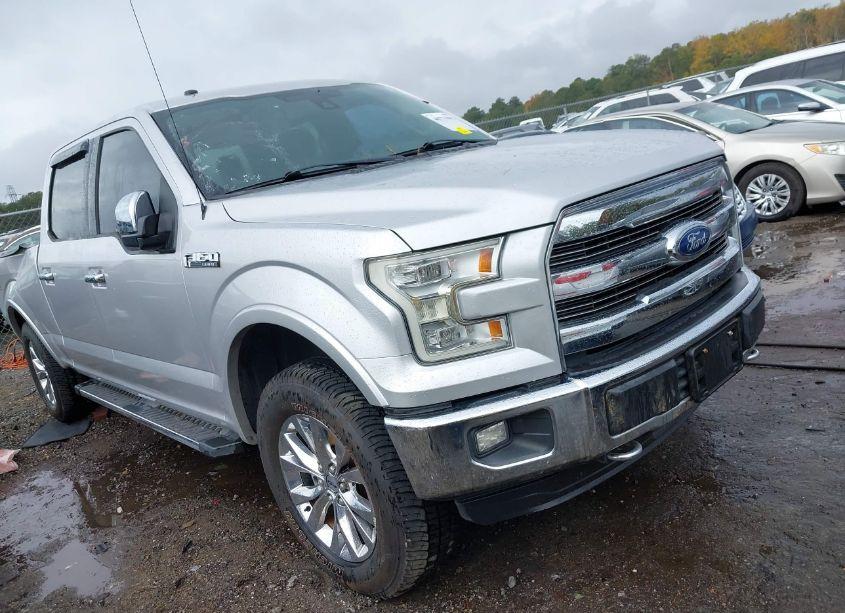 2016 Ford F-150 LARIAT (VIN 1FTFW1EF8GFB34483) main photo