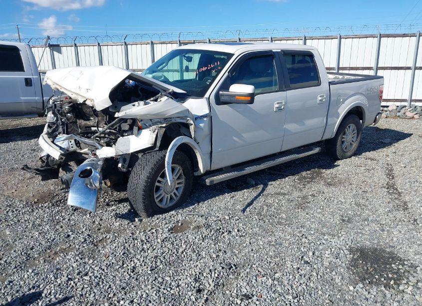Photo 2 of 2013 Ford F-150 LARIAT (VIN 1FTFW1EF9DFD52525)
