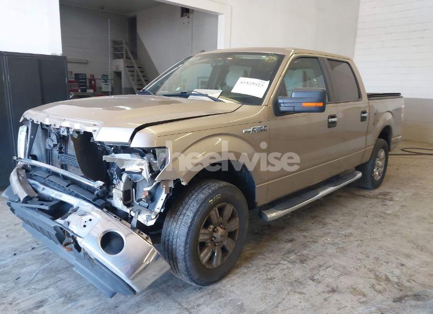 Photo 2 of 2012 Ford F-150 XLT (VIN 1FTFW1EFXCFA10435)