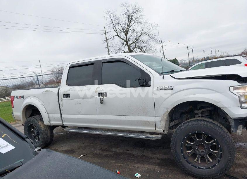 Photo 13 of 2015 Ford F-150 XLT (VIN 1FTFW1EFXFFC09778)