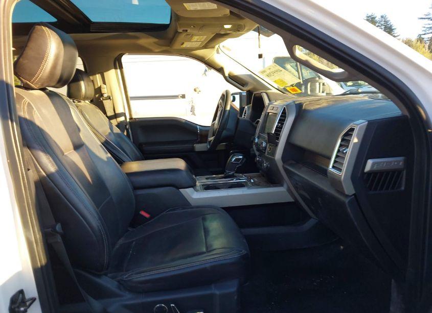 Photo 5 of 2016 Ford F-150 LARIAT (VIN 1FTFW1EG1GFB89740)