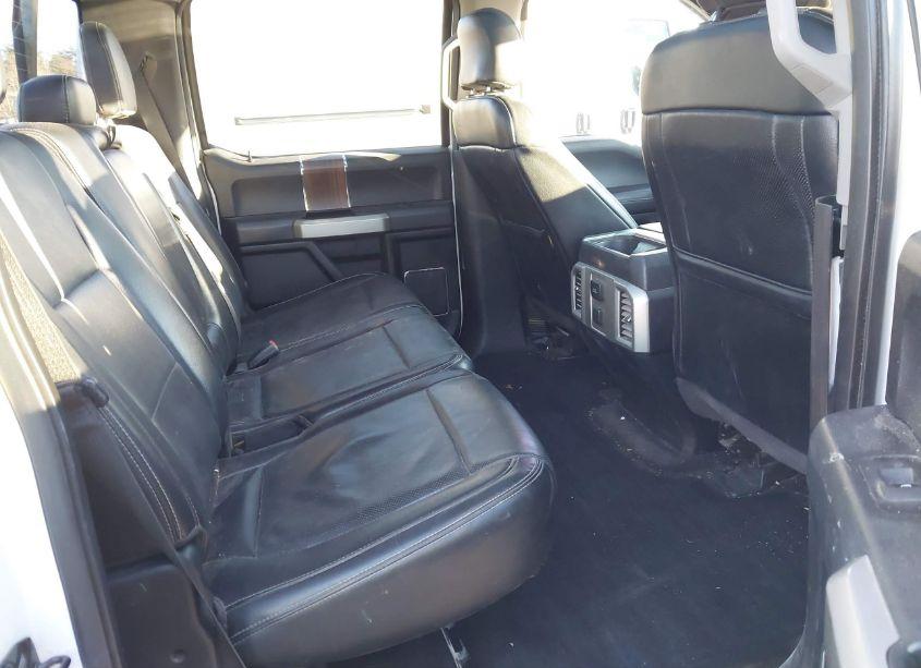 Photo 8 of 2016 Ford F-150 LARIAT (VIN 1FTFW1EG1GFB89740)