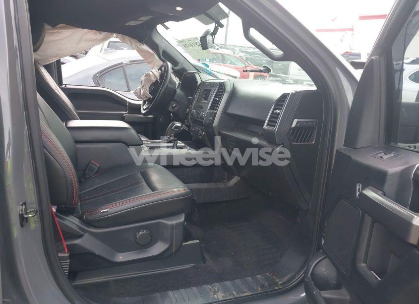 Photo 5 of 2018 Ford F-150 XLT (VIN 1FTFW1EG1JFB58964)