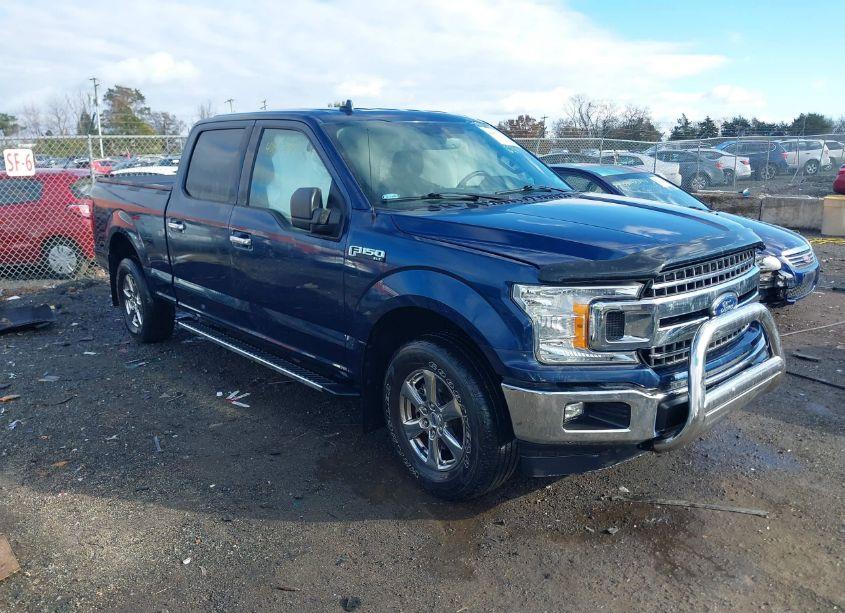 2018 Ford F-150 XLT (VIN 1FTFW1EG1JKG00262) main photo