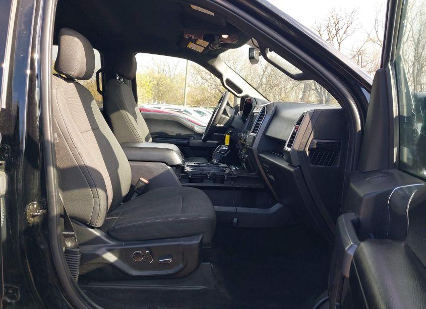 Photo 5 of 2016 Ford F-150 XLT (VIN 1FTFW1EG2GFC92813)