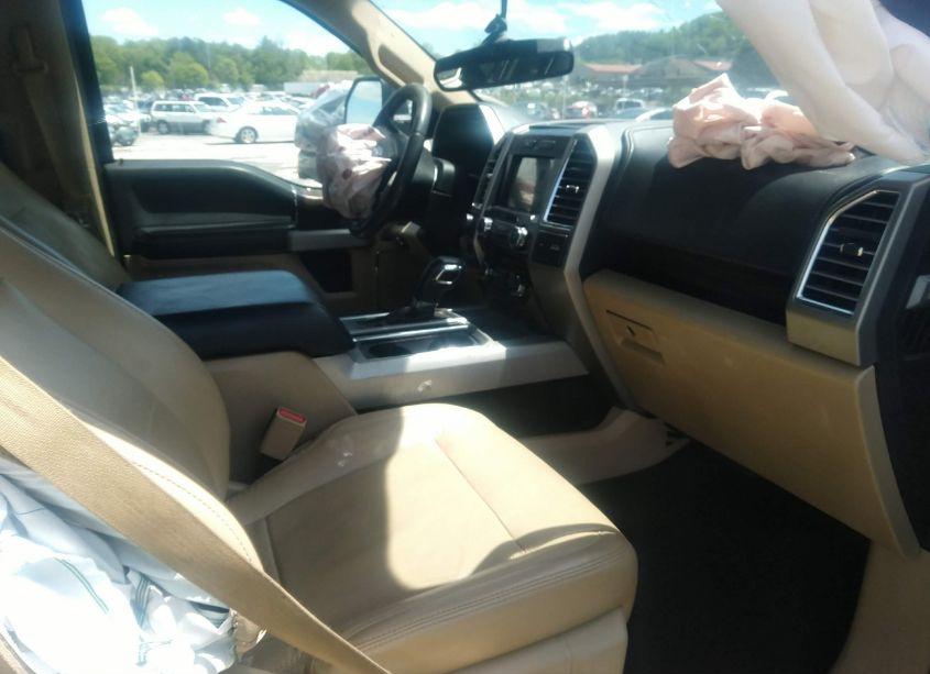 Photo 5 of 2016 Ford F-150 LARIAT (VIN 1FTFW1EG2GKE27540)