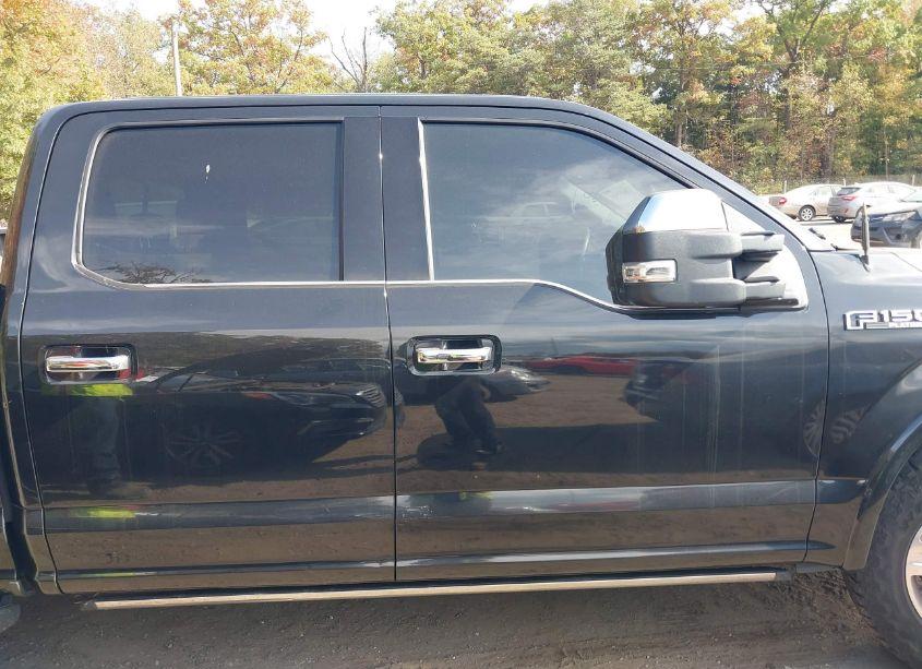 Photo 13 of 2015 Ford F-150 PLATINUM (VIN 1FTFW1EG3FFB94372)