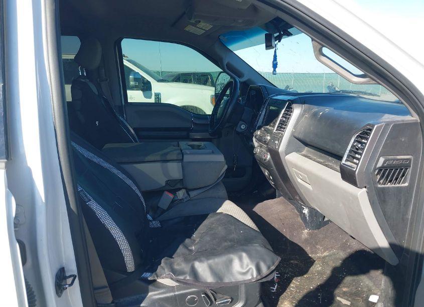 Photo 5 of 2016 Ford F-150 XLT (VIN 1FTFW1EG3GFC69489)