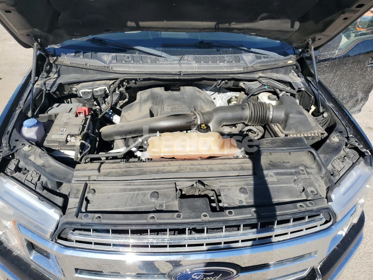 Photo 11 of 2018 FORD F150 SUPERCREW (VIN 1FTFW1EG3JFB13654)