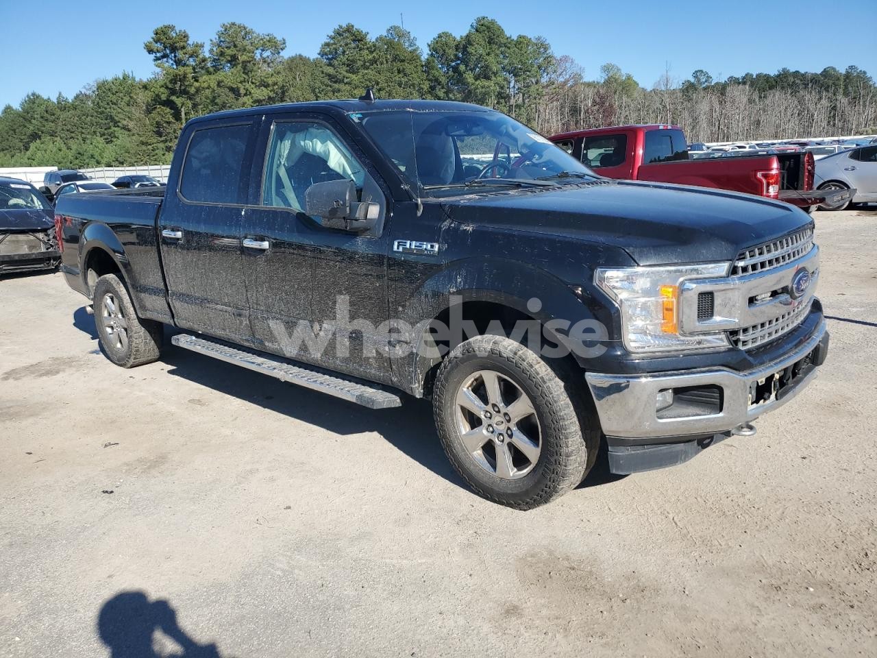 Photo 4 of 2018 FORD F150 SUPERCREW (VIN 1FTFW1EG3JFB13654)