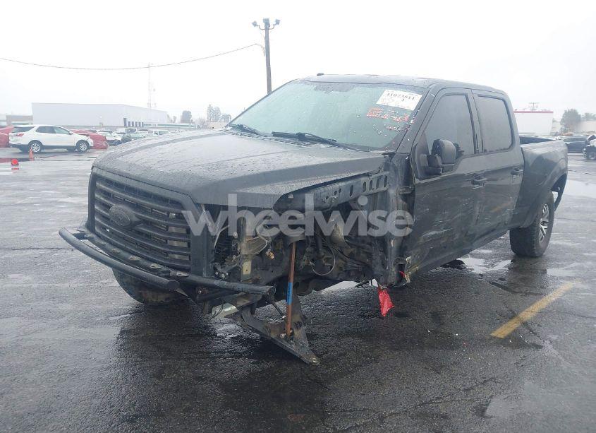 Photo 2 of 2017 Ford F-150 XLT (VIN 1FTFW1EG5HKD25506)