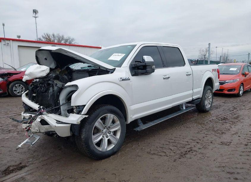 Photo 2 of 2018 Ford F-150 PLATINUM (VIN 1FTFW1EG5JFA91799)