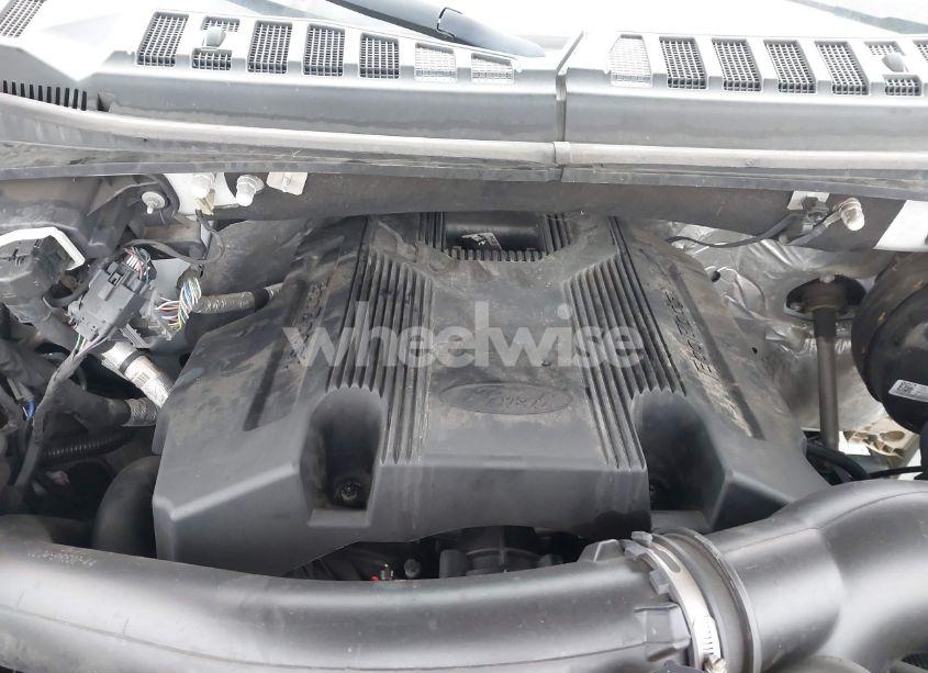 Photo 10 of 2018 Ford F-150 LARIAT (VIN 1FTFW1EG6JFC17281)