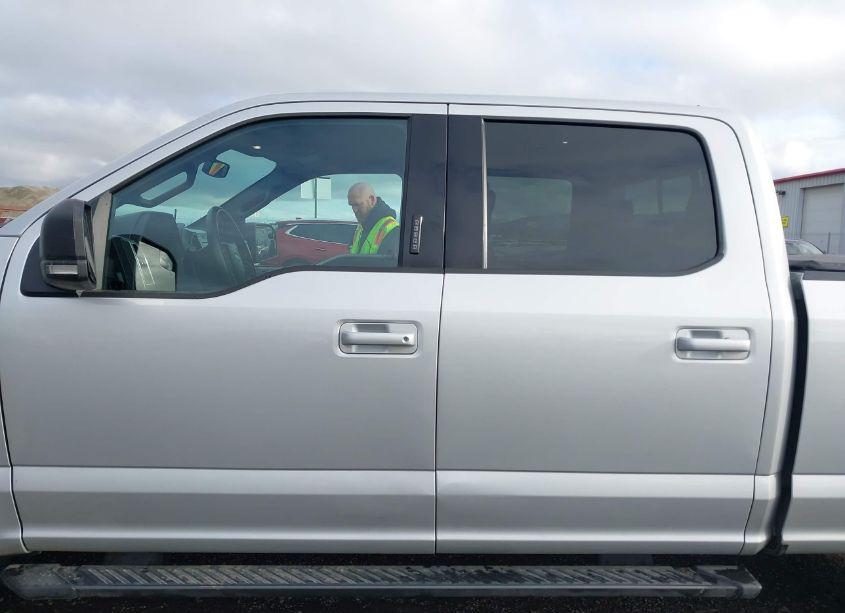 Photo 14 of 2018 Ford F-150 XLT (VIN 1FTFW1EG6JKC27168)