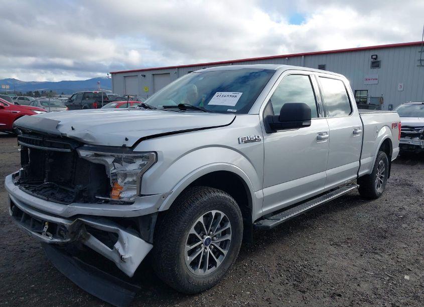 Photo 2 of 2018 Ford F-150 XLT (VIN 1FTFW1EG6JKC27168)