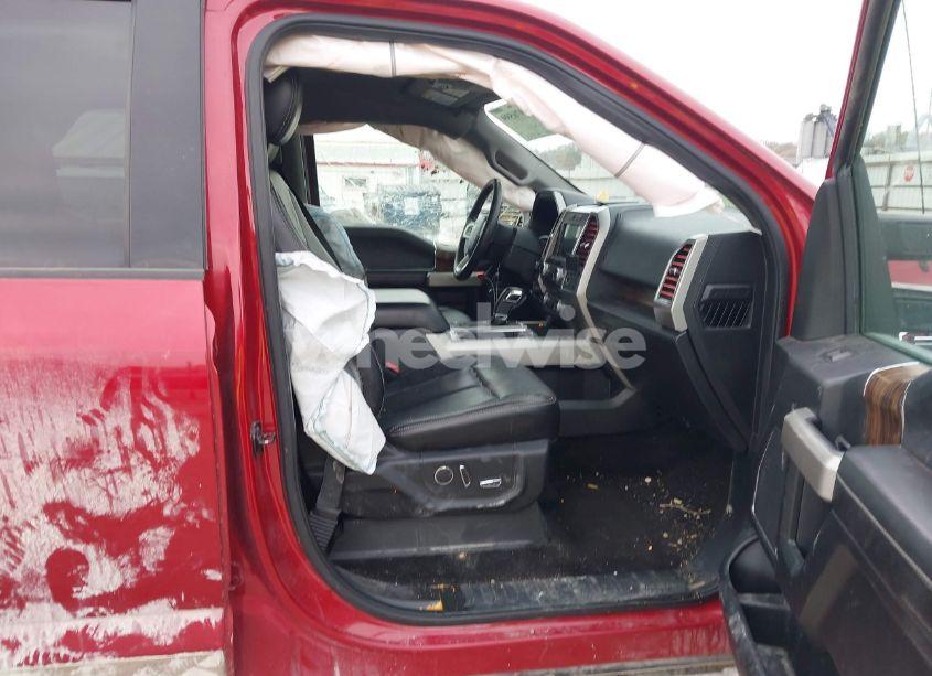 Photo 5 of 2018 Ford F-150 LARIAT (VIN 1FTFW1EG7JKC38972)