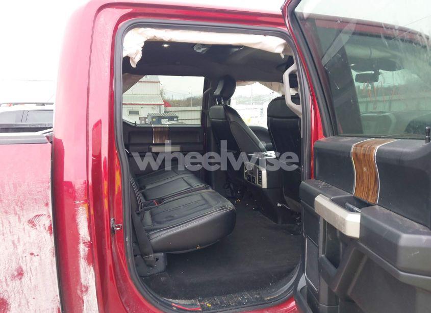 Photo 8 of 2018 Ford F-150 LARIAT (VIN 1FTFW1EG7JKC38972)