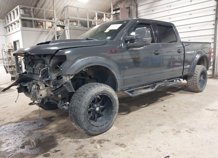 Photo 2 of 2016 Ford F-150 XLT (VIN 1FTFW1EG8GFA69935)