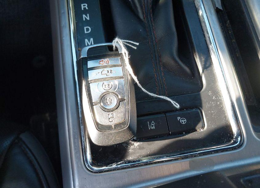 Photo 11 of 2018 Ford F-150 PLATINUM (VIN 1FTFW1EG8JFA59316)