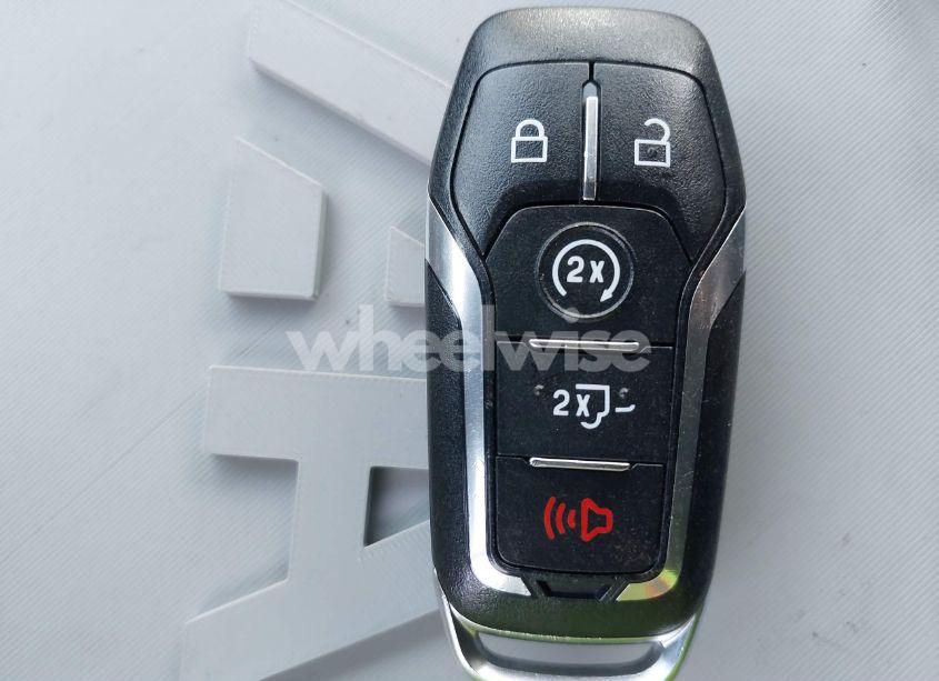 Photo 11 of 2016 Ford F-150 PLATINUM (VIN 1FTFW1EG9GFA98490)